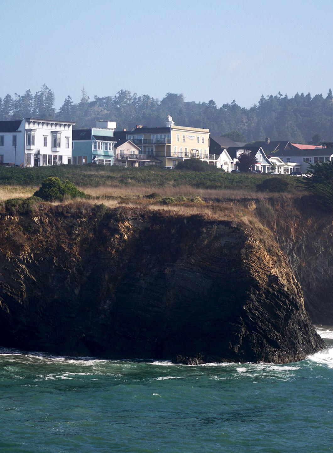the-mendocino-hotel_trailborn-mendocino